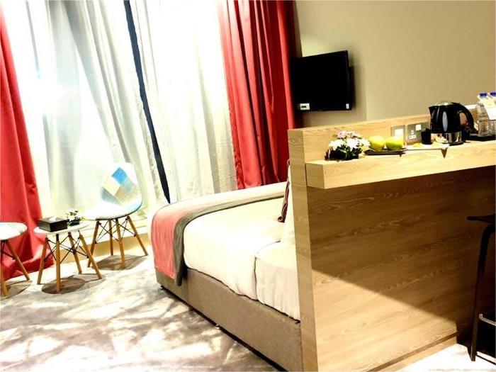 Hotel Sunday International